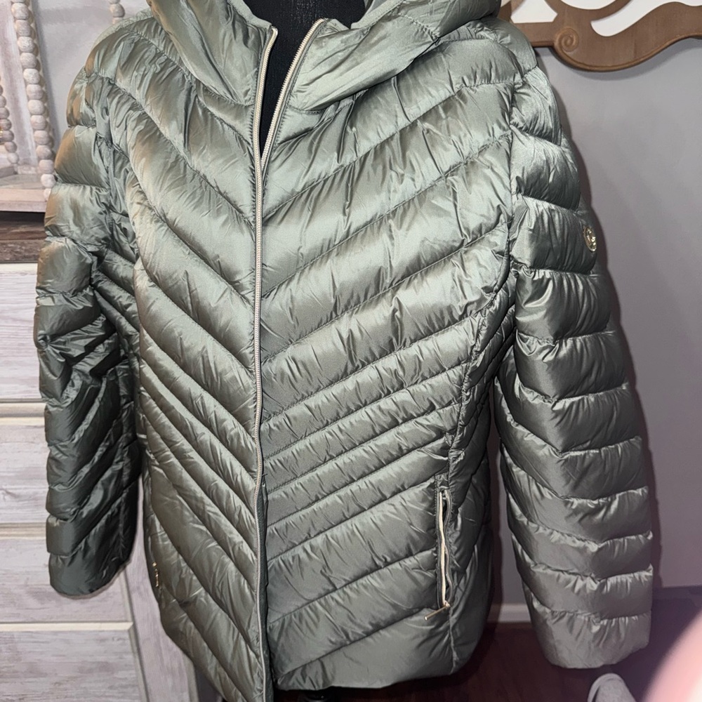 MICHAEL Michael Kors Metallic Sage Quilted Hooded Puffer Jacket